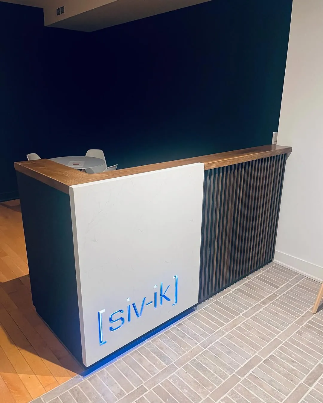 Custom Front Desk & Reception Counter - Side Angle